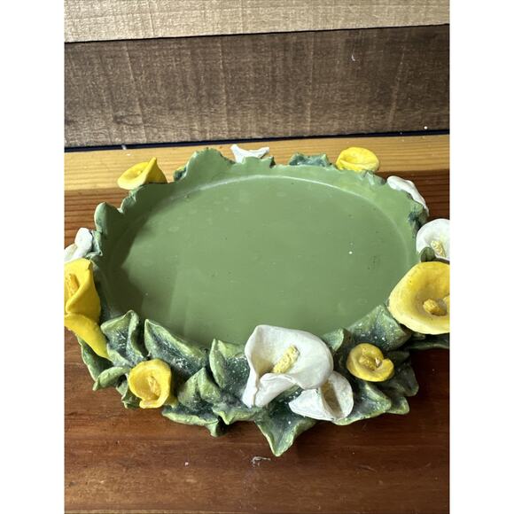 Calla Lillies 3 Wick Candle Holder - Picture 7 of 8